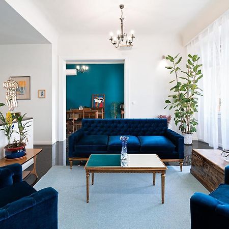 Spacious & Artistic Retro 2Bd Apt With Sauna أثينا المظهر الخارجي الصورة