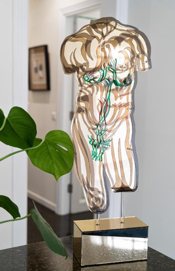 Spacious & Artistic Retro 2Bd Apt With Sauna أثينا المظهر الخارجي الصورة
